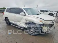 2013 Toyota Highlander photo