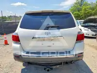 2013 Toyota Highlander фото