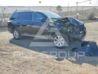 2013 Toyota Highlander фото