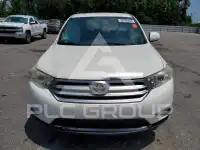 2013 Toyota Highlander photo