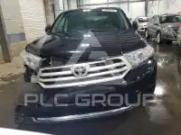 2013 Toyota Highlander фото