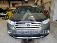 2013 Toyota Highlander photo
