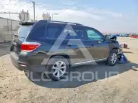 2013 Toyota Highlander фото