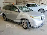 2013 Toyota Highlander фото