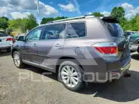 2013 Toyota Highlander фото