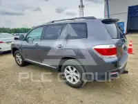 2013 Toyota Highlander photo