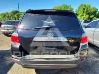 2013 Toyota Highlander фото