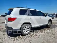 2013 Toyota Highlander фото