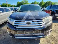 2013 Toyota Highlander фото