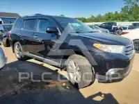2013 Toyota Highlander фото