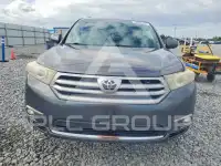 2013 Toyota Highlander photo