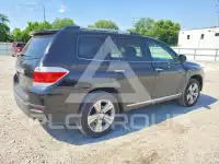 2013 Toyota Highlander photo