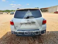 2013 Toyota Highlander photo