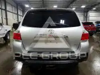 2013 Toyota Highlander photo