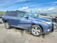 2013 Toyota Highlander фото