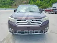 2013 Toyota Highlander фото