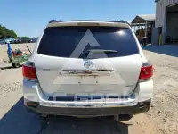 2013 Toyota Highlander фото