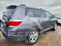 2013 Toyota Highlander photo