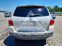 2013 Toyota Highlander фото