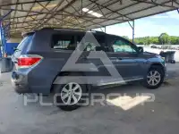 2013 Toyota Highlander фото
