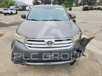 2013 Toyota Highlander фото