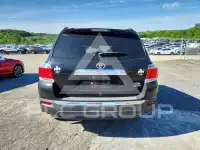2013 Toyota Highlander фото