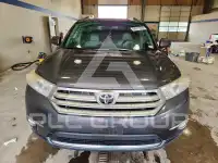 2013 Toyota Highlander фото