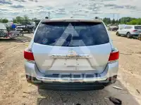 2013 Toyota Highlander фото