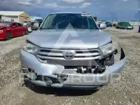 2013 Toyota Highlander фото