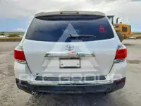 2013 Toyota Highlander photo
