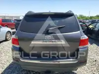 2013 Toyota Highlander фото
