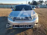 2013 Toyota Highlander фото