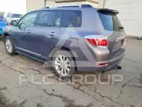 2013 Toyota Highlander фото