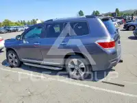 2013 Toyota Highlander фото