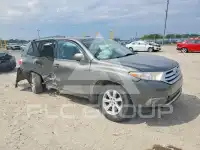 2013 Toyota Highlander фото
