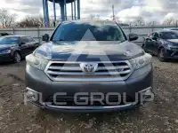 2013 Toyota Highlander photo