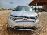 2013 Toyota Highlander фото
