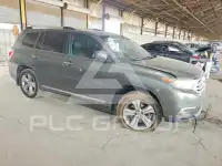 2013 Toyota Highlander фото