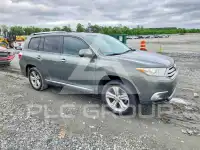 2013 Toyota Highlander фото