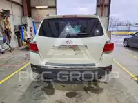 2013 Toyota Highlander фото