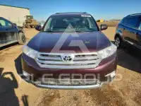 2013 Toyota Highlander фото