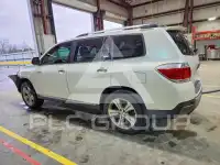 2013 Toyota Highlander фото