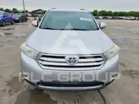 2013 Toyota Highlander фото