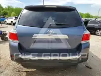 2013 Toyota Highlander фото