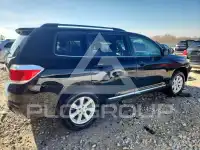 2013 Toyota Highlander photo
