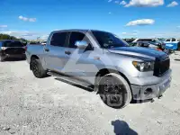 2013 Toyota TUNDRA фото