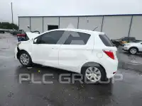2013 Toyota YARIS фото