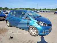 2013 Toyota YARIS фото