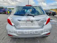 2013 Toyota YARIS photo