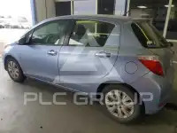 2013 Toyota YARIS фото